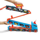 Mattel Hot Wheels HW Speedway Hauler