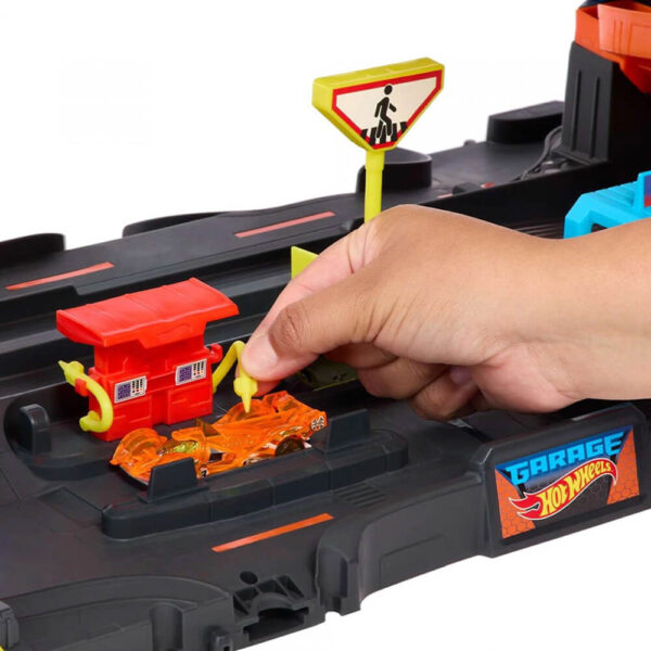 Mattel Hot Wheels Ultimate Garage - Image 7