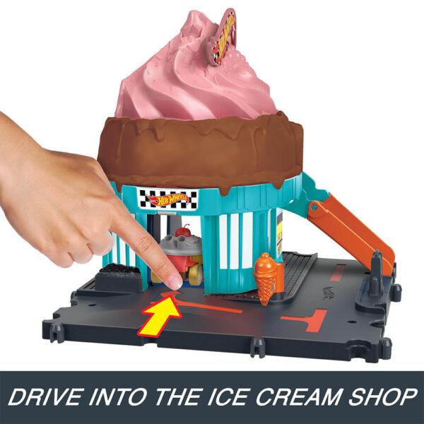 Mattel Hot Wheels City Track Set With 1 Hot Wheels Car, Ice Cream Shop Playset - Image 3