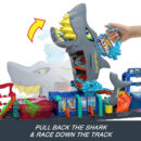 Mattel Hot Wheels City Ultra Shark Car Wash With Color Reveal Toy Car in 1:64 Scale