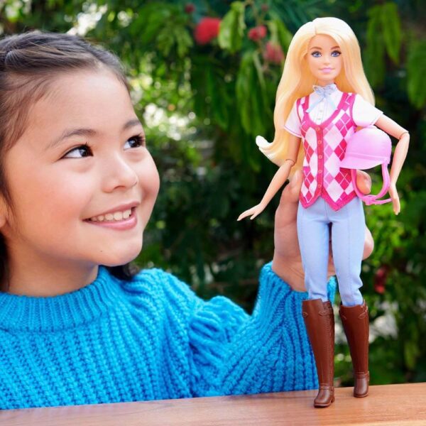 Mattel Barbie Mysteries: The Great Horse Chase Barbie (Malibu) Doll With Riding Clothes & Accessories - Image 6