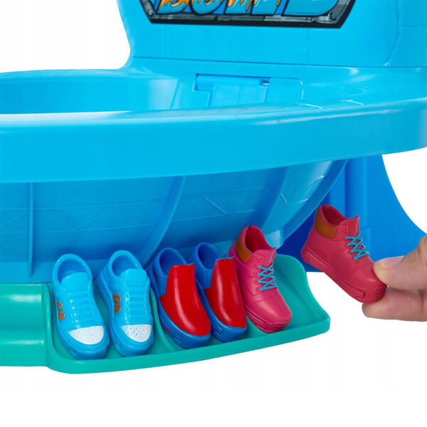 Mattel Hot Wheels Skate Flush & Go Skate Bowl Fingerboard Set With 1 Exclusive Board & Pair Of Removable Skate Shoes - Image 5