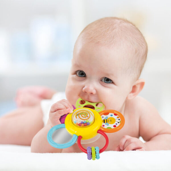 Winfun Toys: Daisy Spin Rattle N Teether 000776 - Image 3