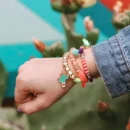 Neo-Brite Chains & Charms